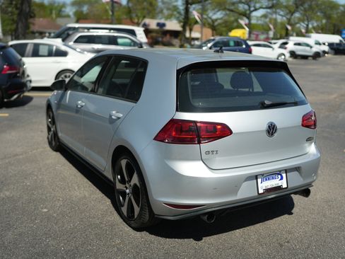 Used 2015 Volkswagen GTI SE w/ Lighting Package (SEL) FWD image 5