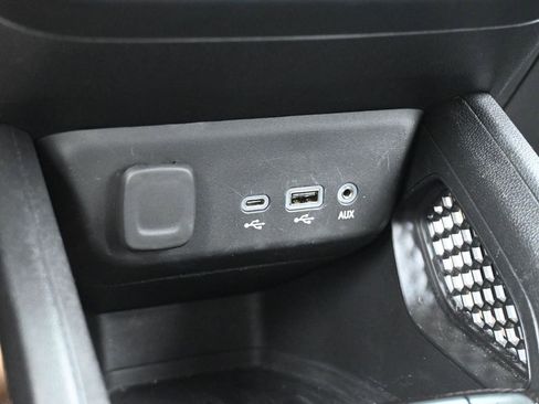 Used 2023 Chevrolet TrailBlazer ACTIV w/ Sun and Liftgate Package image 26