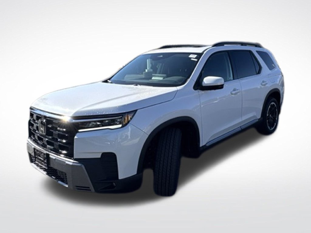 New 2026 Honda Pilot Touring image 3