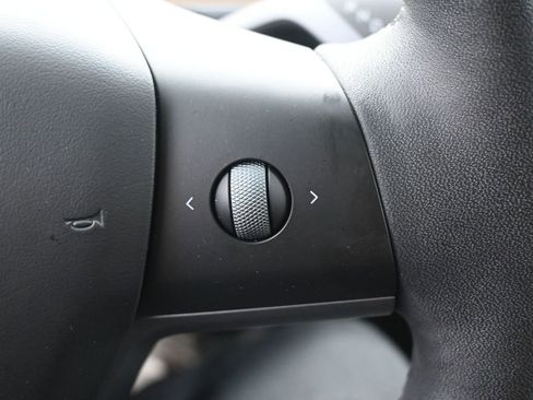 Used 2023 Tesla Model 3 Standard Range RWD image 20