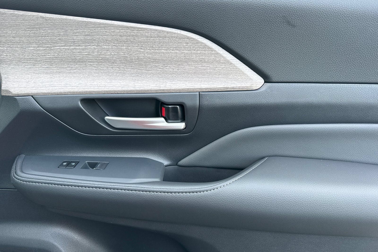New 2026 Toyota Grand Highlander AWD Hybrid image 21