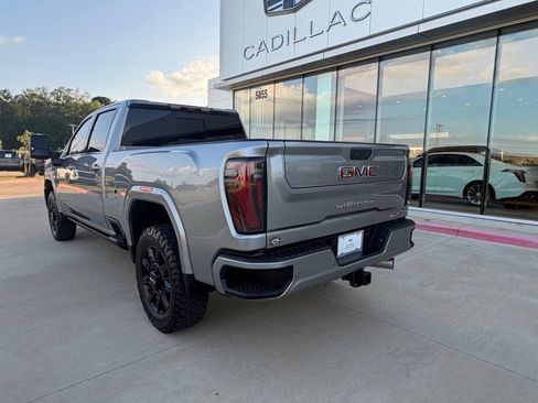 Used 2026 GMC Sierra 2500 AT4 w/ AT4 Premium Plus Package AWD/4WD image 3
