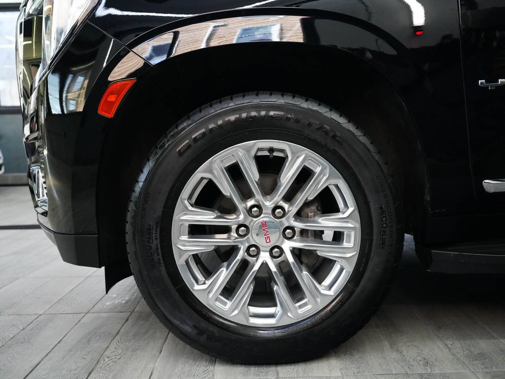 Used 2024 GMC Yukon XL SLT w/ SLT Luxury Package AWD/4WD image 9