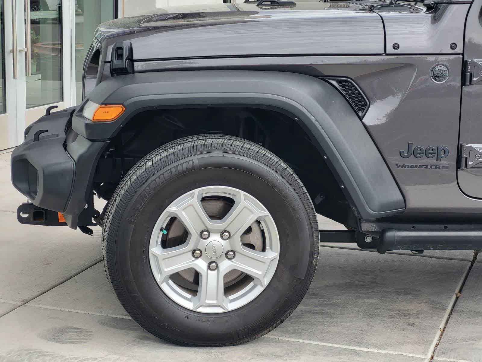 Used 2023 Jeep Wrangler Unlimited Sport AWD/4WD image 8