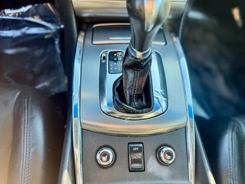Used 2011 INFINITI G37 x Sedan w/ Premium Pkg image 25