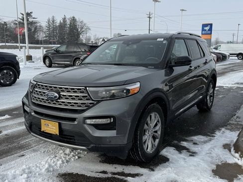 Certified 2023 Ford Explorer Limited w/ Equipment Group 301A image 32