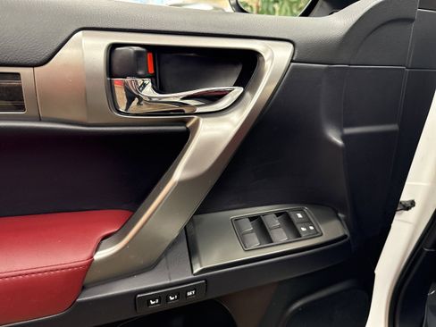 Used 2023 Lexus GX 460 Premium image 31