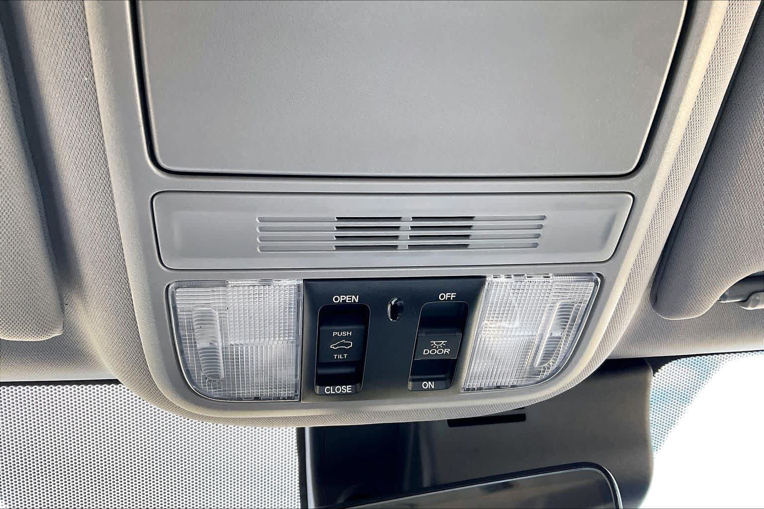 Used 2020 Honda Pilot EX-L image 32