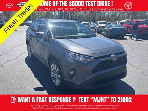 Used 2020 Toyota RAV4 XLE Premium image 1