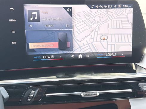 New 2026 BMW X2 xDrive28i w/ Technology Package AWD/4WD image 19