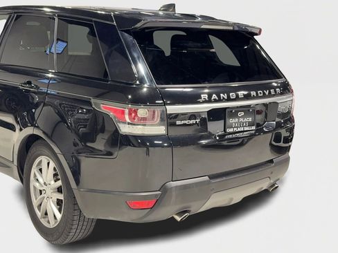 Used 2017 Land Rover Range Rover Sport SE image 10