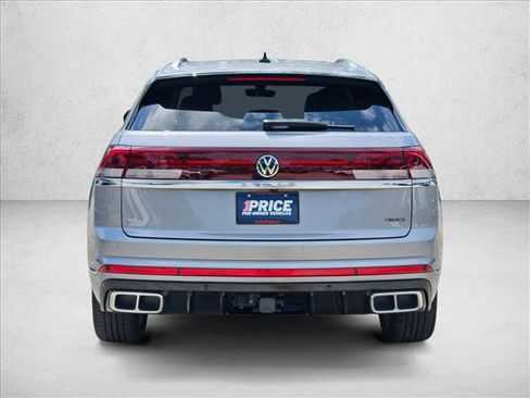 Used 2024 Volkswagen Atlas Cross Sport SEL R-Line AWD/4WD image 7