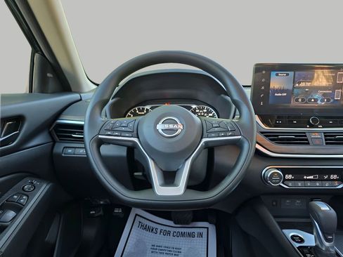 New 2026 Nissan Altima 2.5 SV image 14