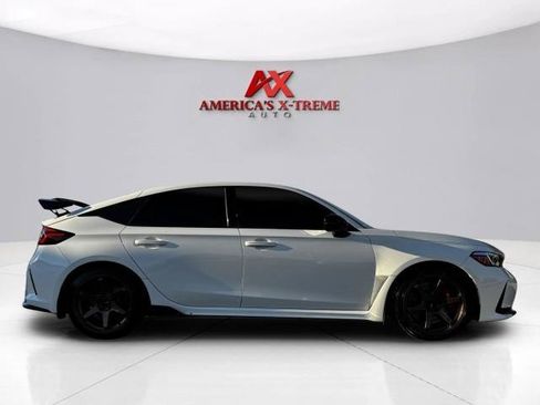 Used 2025 Honda Civic Type R image 7