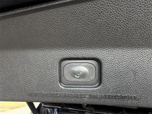 Used 2017 Ford Explorer Sport image 6