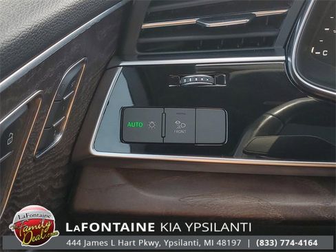 Used 2020 Audi Q7 3.0T Premium Plus image 18