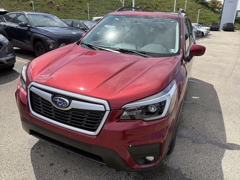 Used 2021 Subaru Forester Premium AWD/4WD image 11