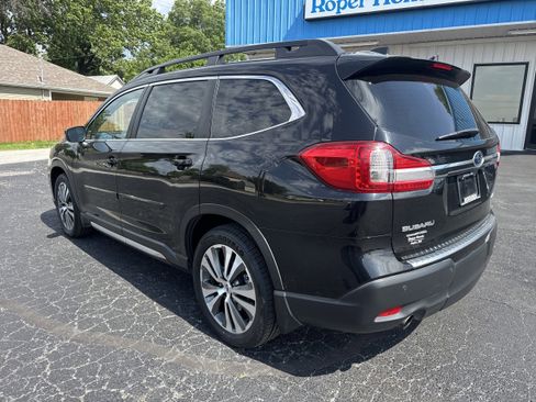 Used 2020 Subaru Ascent Limited w/ Technology Package AWD/4WD image 10