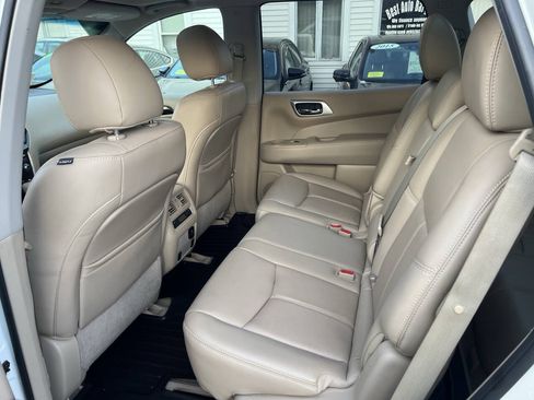 Used 2015 Nissan Pathfinder Platinum AWD/4WD image 20
