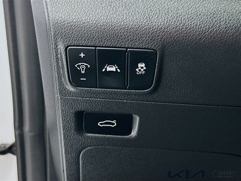 Used 2022 Kia K5 EX w/ EX Premium Package FWD image 10
