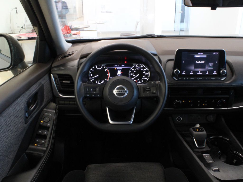 Used 2021 Nissan Rogue S FWD image 18