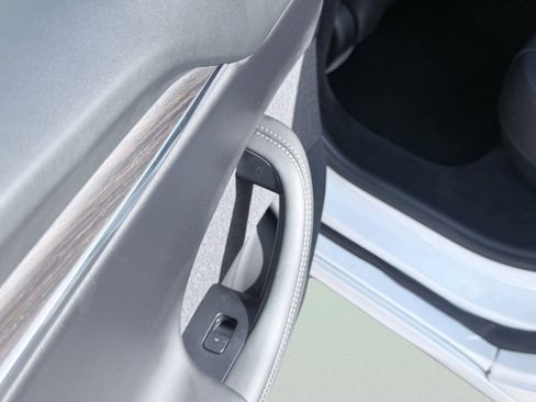 Used 2021 Tesla Model S Long Range image 29