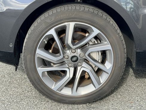 Used 2020 Land Rover Range Rover Sport HSE image 26