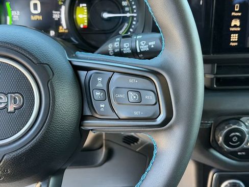 Used 2024 Jeep Wrangler Unlimited Rubicon 4xe w/ Safety Group AWD/4WD image 14