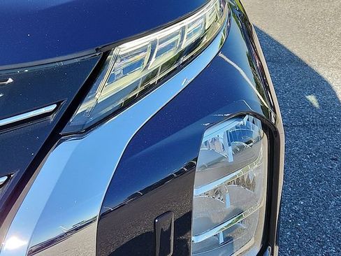 Used 2023 Mitsubishi Outlander SE AWD/4WD image 9