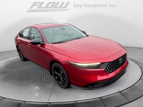 New 2025 Honda Accord SE image 1