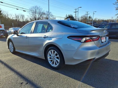 Used 2024 Toyota Camry LE image 12
