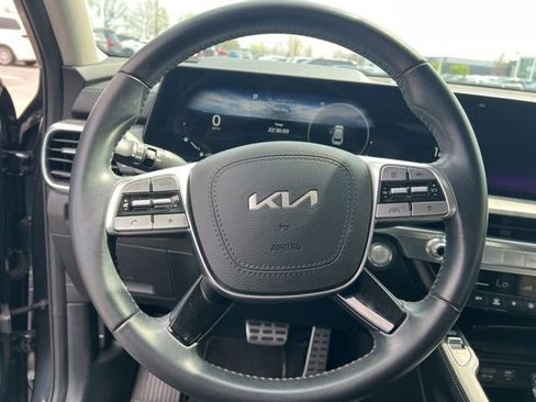 Used 2024 Kia Telluride SX image 13