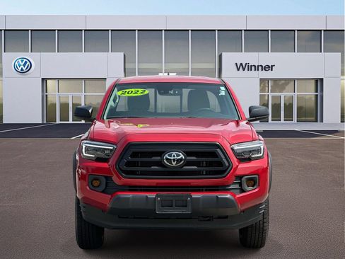 Used 2022 Toyota Tacoma SR w/ SX Package AWD/4WD image 8