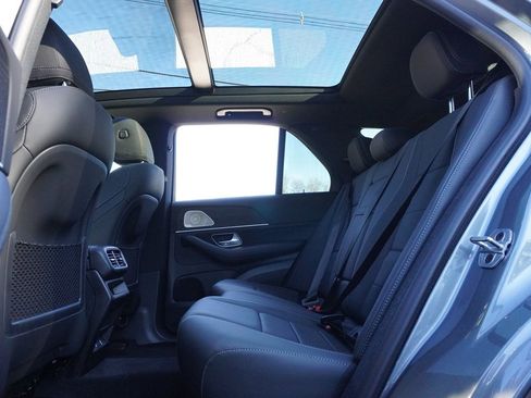 Used 2025 Mercedes-Benz GLE 450e GLE 450e image 44