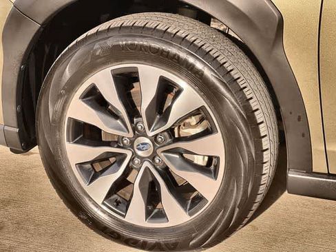 Used 2023 Subaru Outback Touring image 9