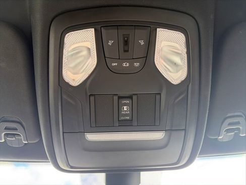 Used 2021 RAM 1500 Big Horn AWD/4WD image 52