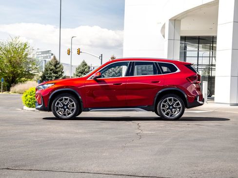 New 2026 BMW X1 xDrive28i w/ Technology Package image 2