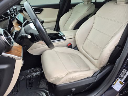 Used 2023 Mercedes-Benz C 300 4MATIC Sedan image 21