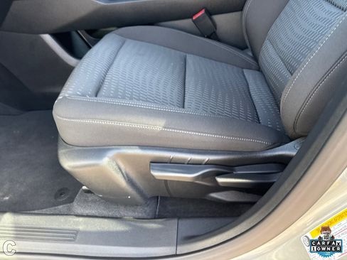 Used 2026 Chevrolet Equinox LT image 20