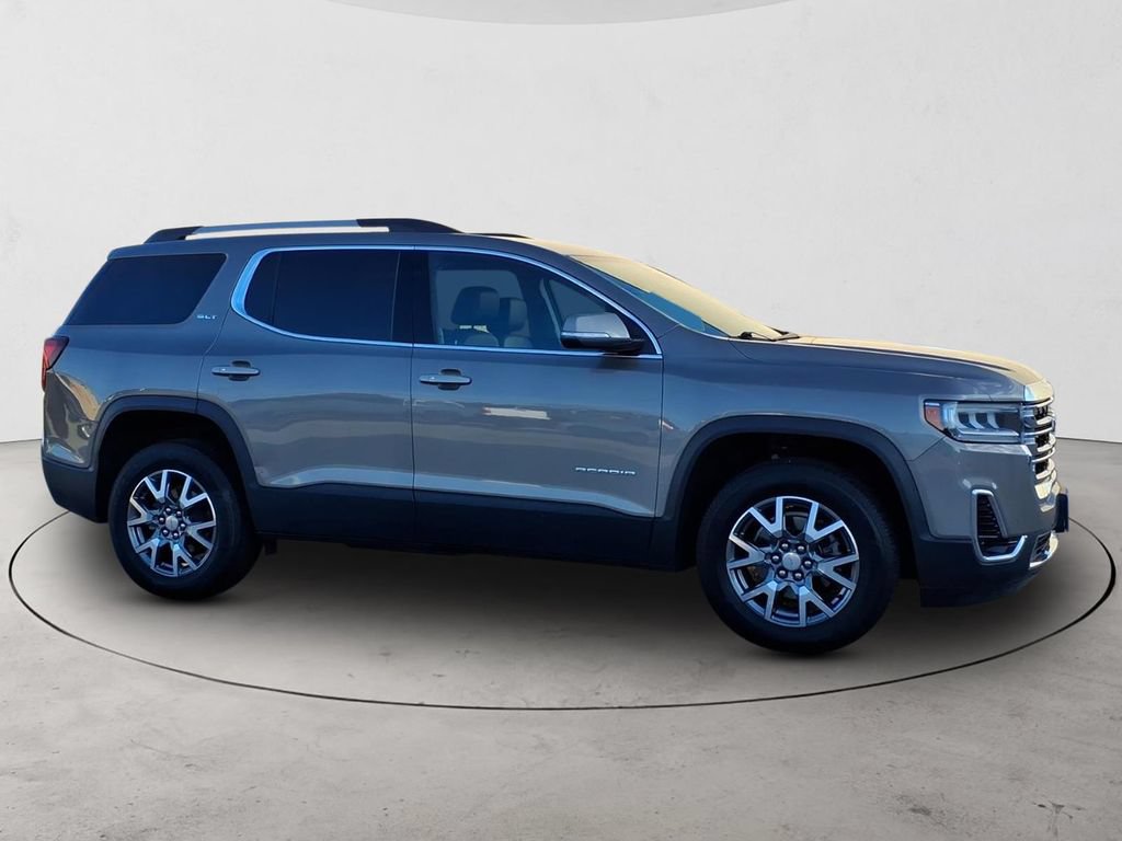 Used 2023 GMC Acadia SLT AWD/4WD image 4