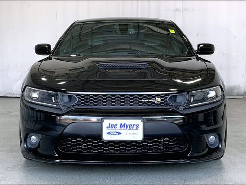 Used 2023 Dodge Charger Scat Pack w/ Plus Group RWD image 2