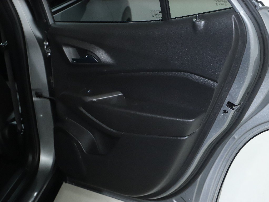 Used 2024 Chevrolet Trax ACTIV w/ Sunroof Package FWD image 28