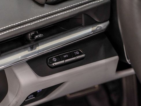 Used 2020 Chevrolet Corvette Stingray Premium Cpe w/ 3LT Preferred Equipment Group image 29