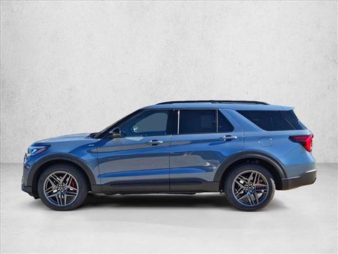 New 2026 Ford Explorer ST-Line w/ ST-Line Street Pack image 5