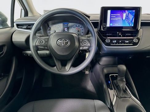 Certified 2025 Toyota Corolla LE image 23