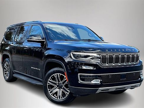 Used 2022 Jeep Wagoneer Series III w/ Flexible Seating Group image 1
