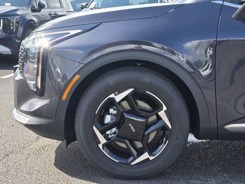 Certified 2026 Kia Sportage EX w/ EX Panorama Roof Package image 5