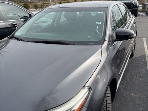 Used 2016 Toyota Avalon Touring image 6