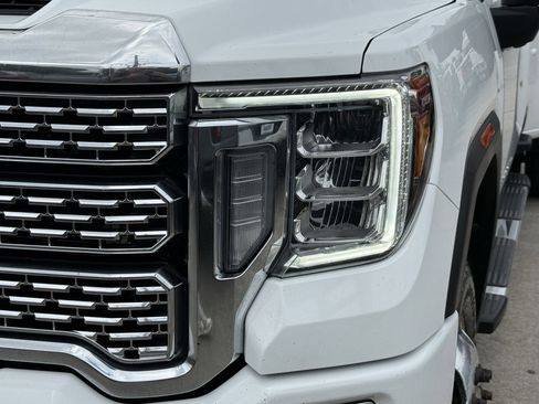 Used 2021 GMC Sierra 3500 Denali w/ Denali Ultimate Package AWD/4WD image 11