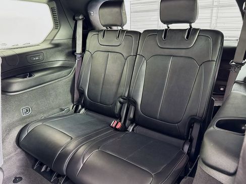 Used 2021 Jeep Grand Cherokee L Overland image 13